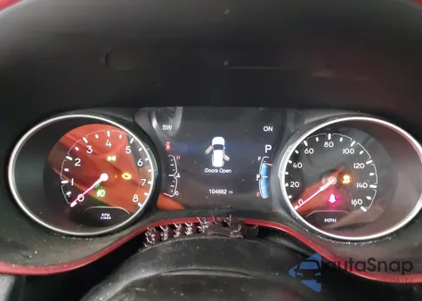 2018 Jeep Compass Trailhawk 4X4 z USA, uszkodzony, nr VIN 3C4NJDDBXJT451415